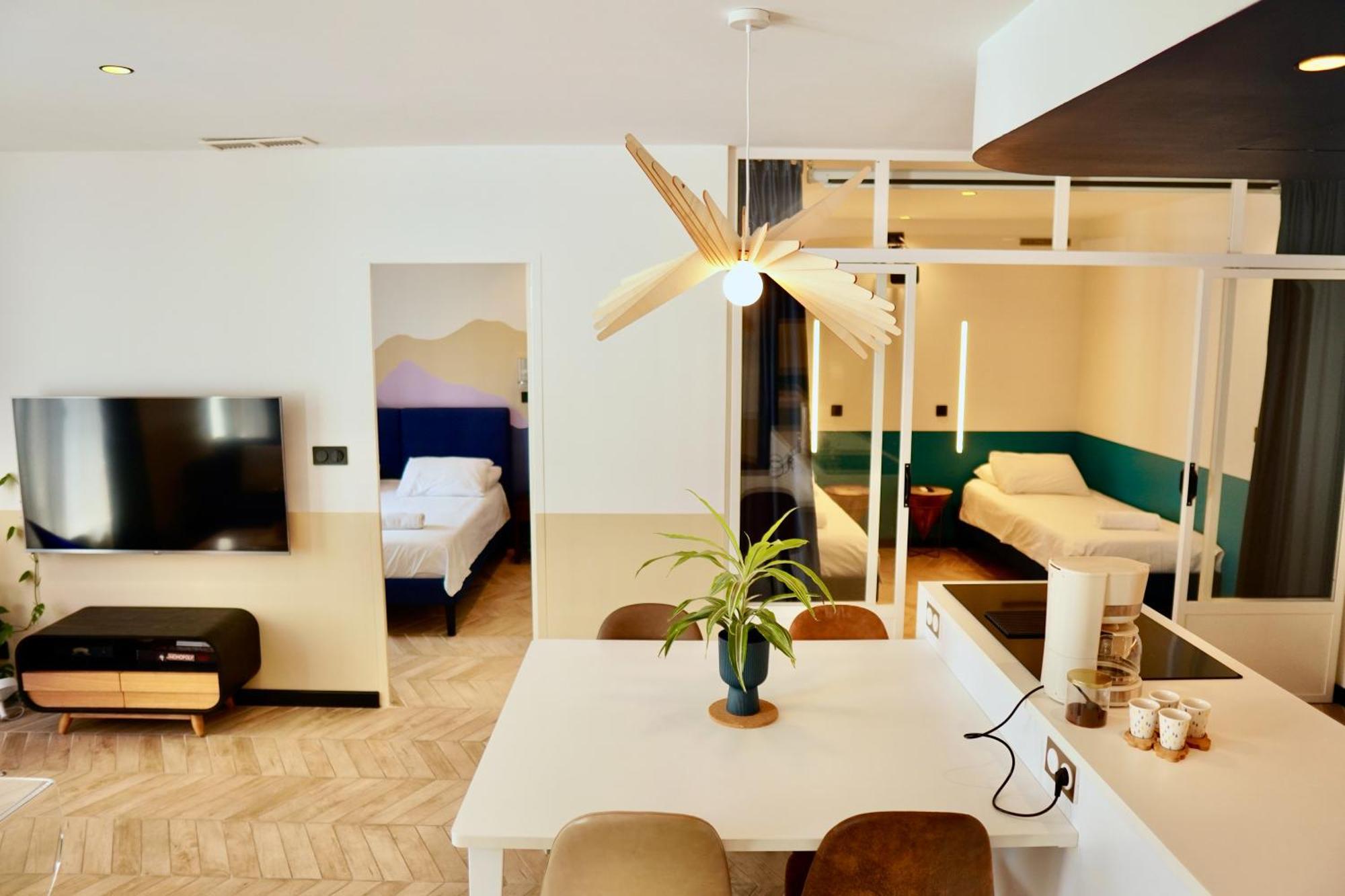 Roma Divine Home Cinema Et Jardin Ним Екстериор снимка